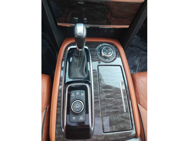 Car image 21
