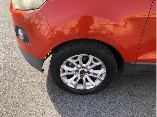 Car image 9