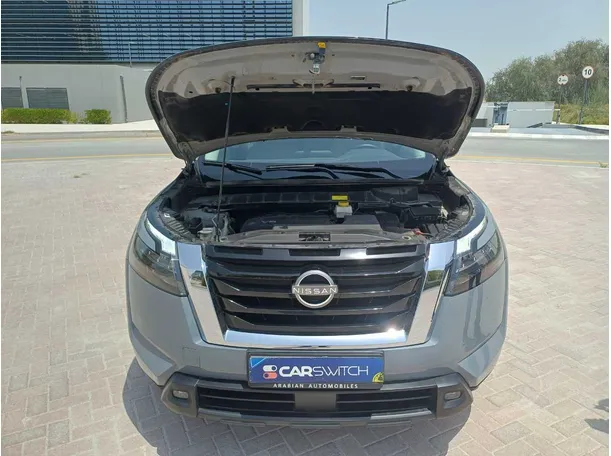 Car image 24