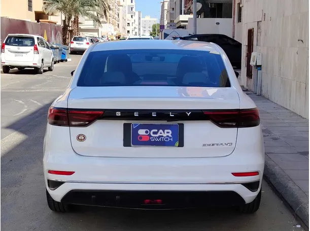 Car image 6