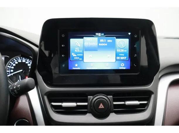 Car image 5