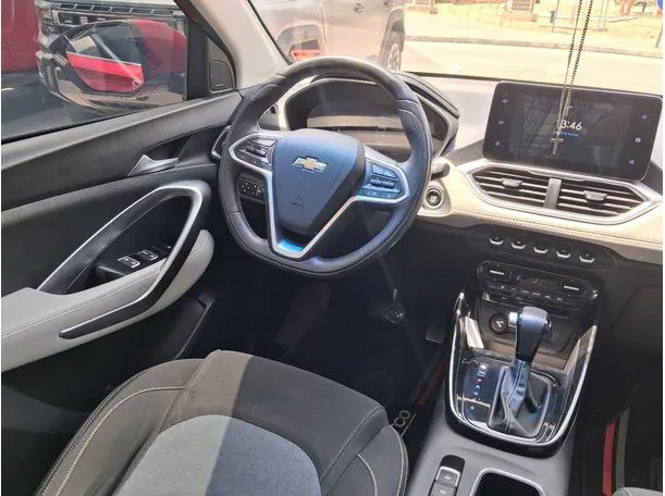 Car image 26