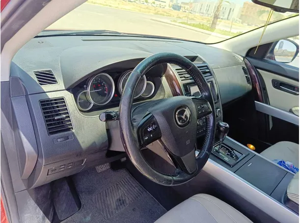 Car image 15