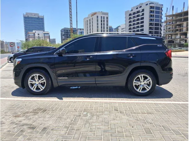 Car image 8
