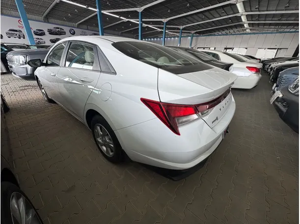 Car image 6