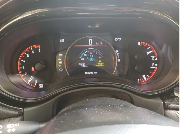 Car image 20