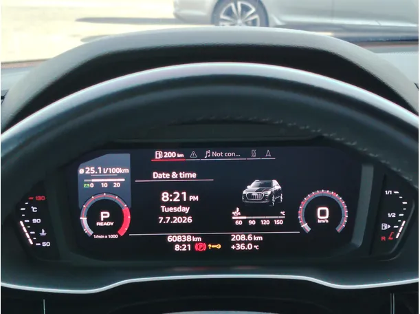 Car image 25