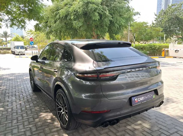 Car image 7