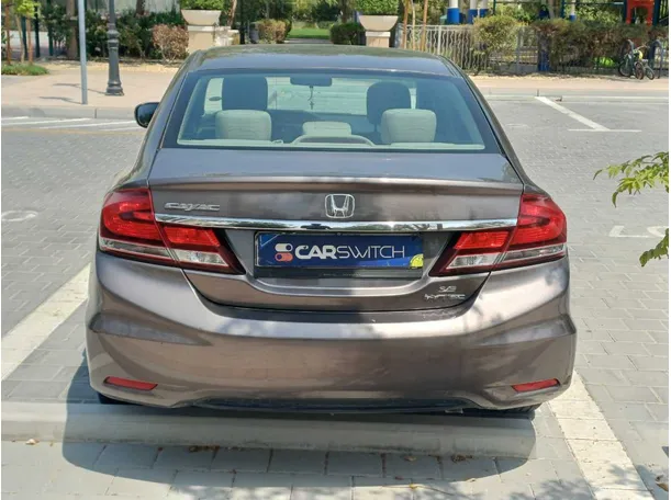 Car image 6