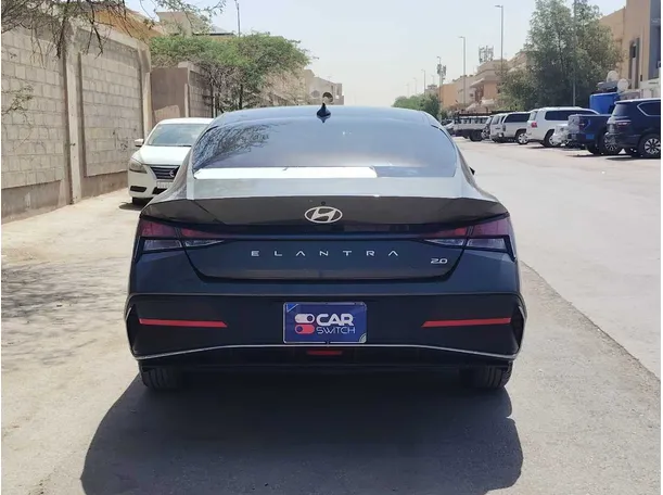 Car image 6