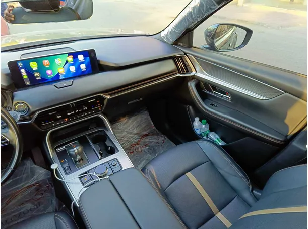 Car image 38