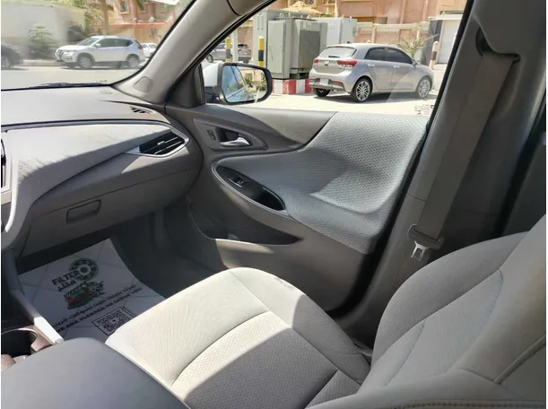 Car image 36
