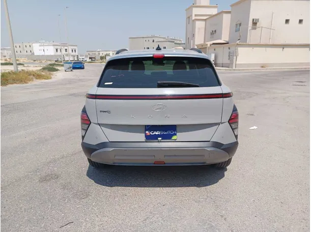 Car image 6