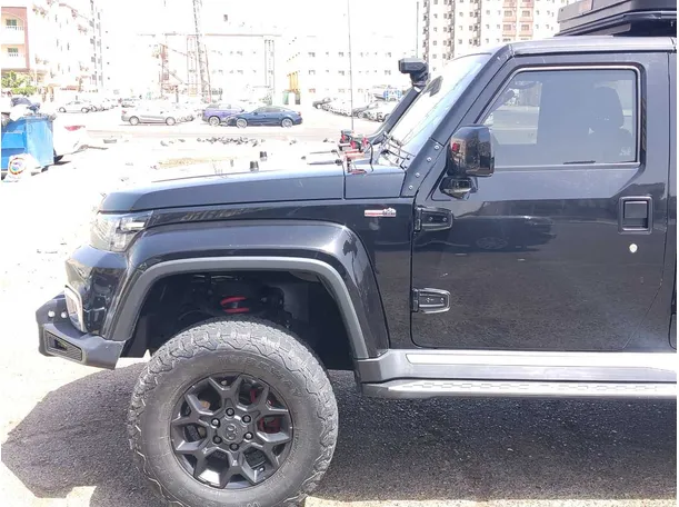 Car image 9