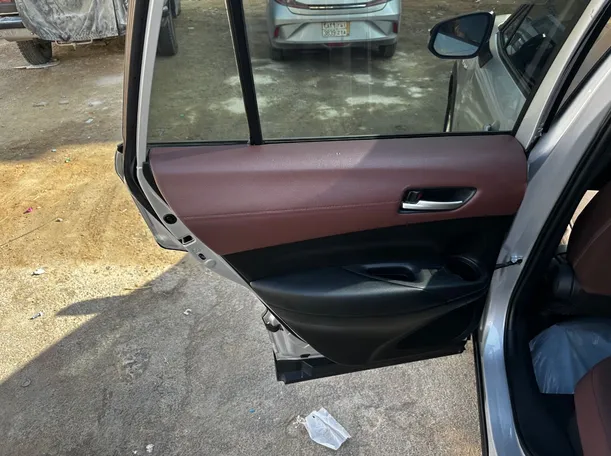 Car image 21
