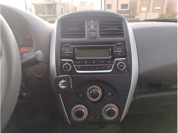 Car image 22