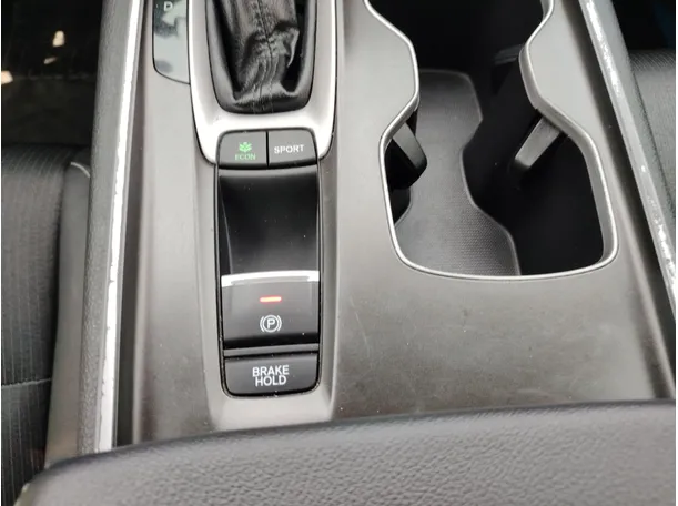 Car image 29