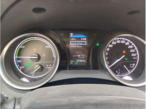Car image 19
