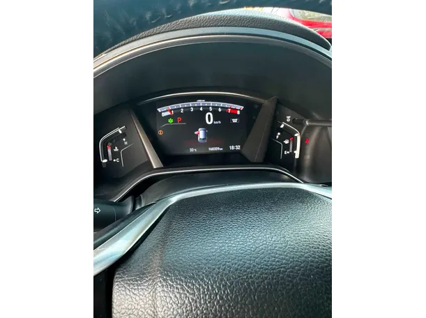 Car image 30