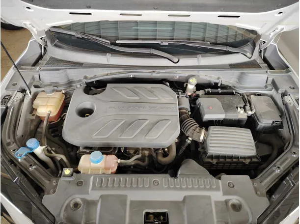 Car image 37