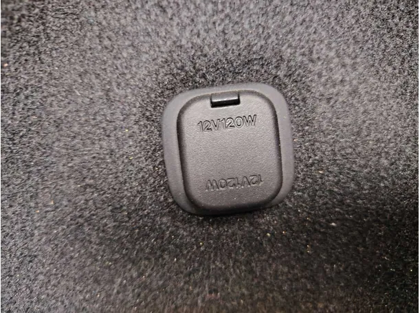 Car image 35