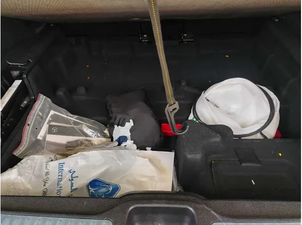 Car image 31