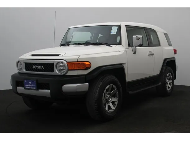 2022 Toyota FJ Cruiser in Abu Dhabi