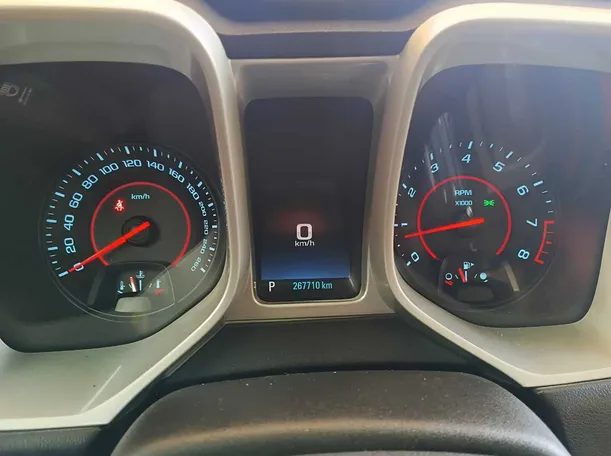 Car image 18