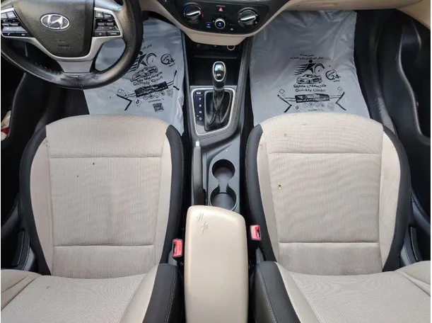 Car image 20