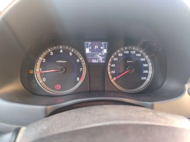 Car image 23