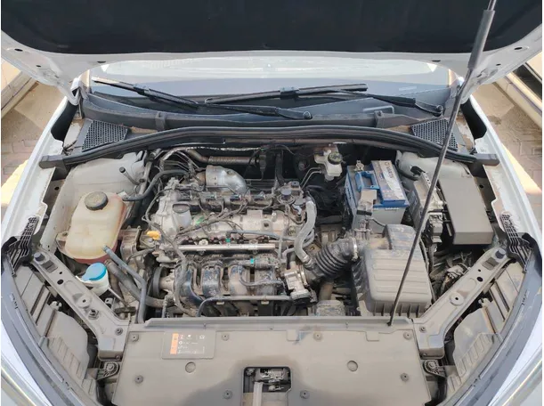 Car image 31