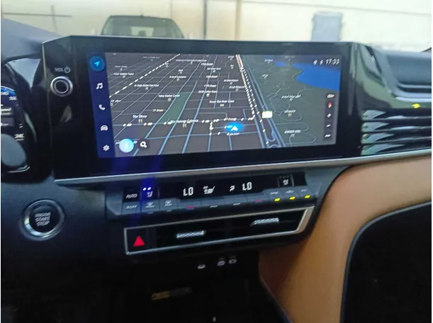 Car image 21