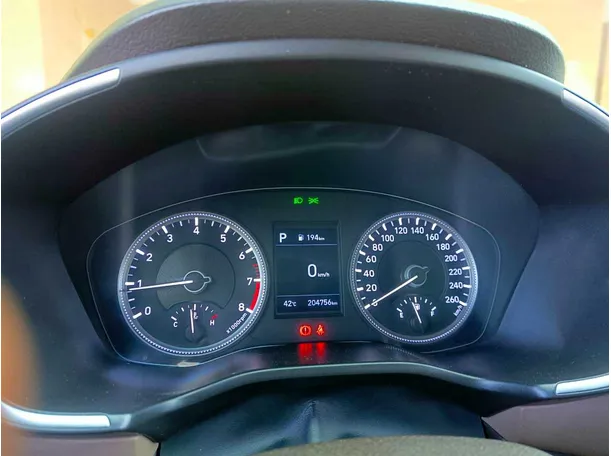 Car image 28