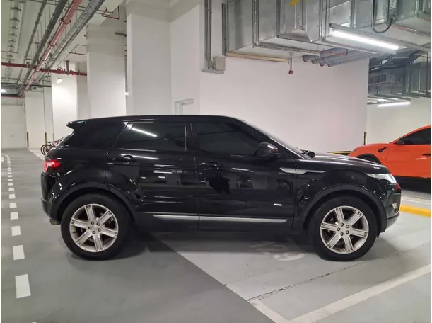 Car image 7