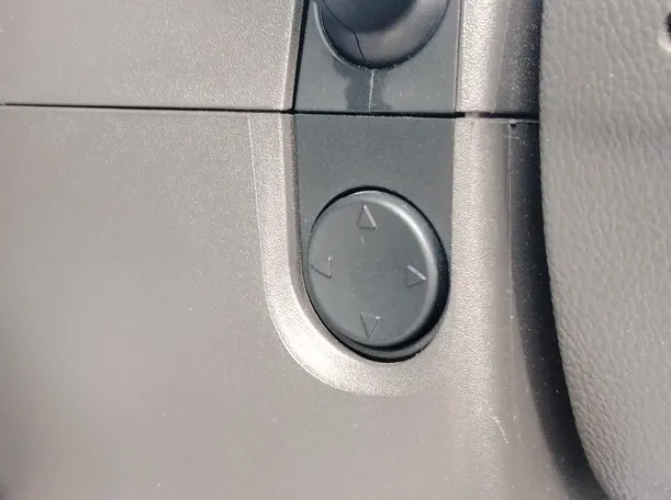 Car image 31