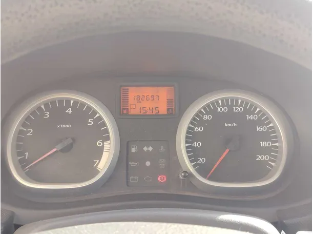 Car image 24