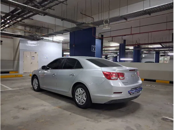 Car image 7