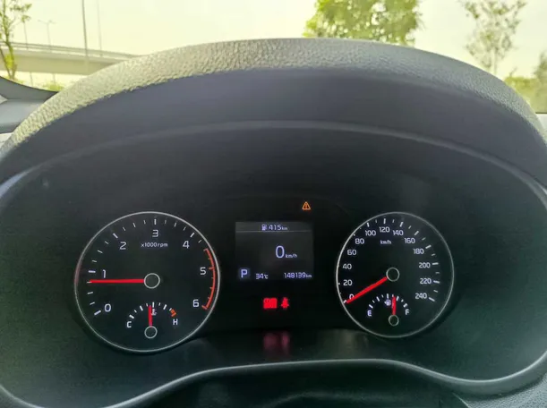 Car image 27