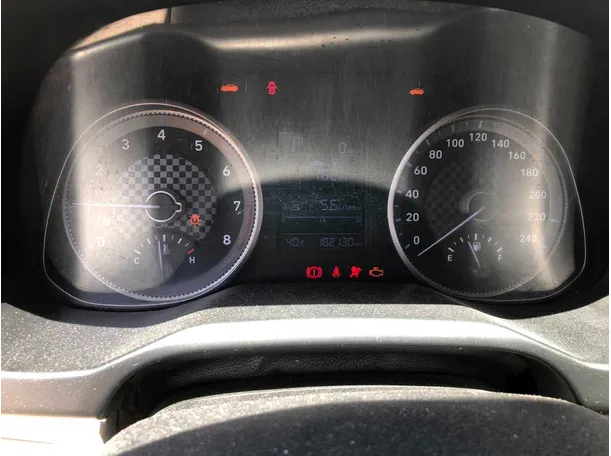 Car image 23
