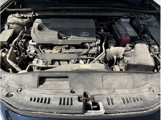 Car image 27