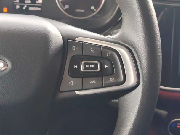 Car image 24