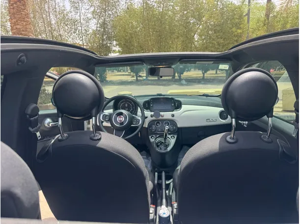 Car image 13