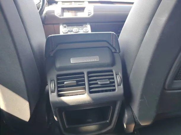 Car image 26