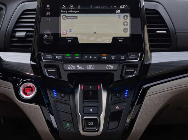 Car image 14