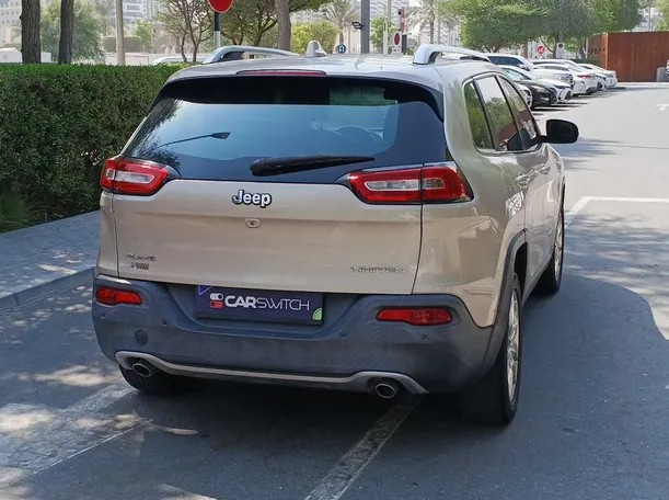 Car image 7