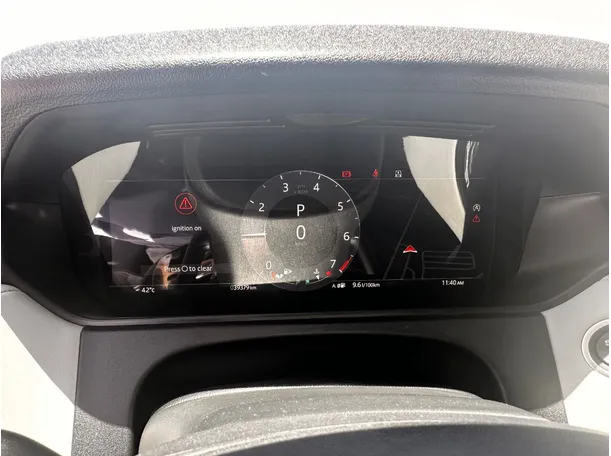 Car image 21