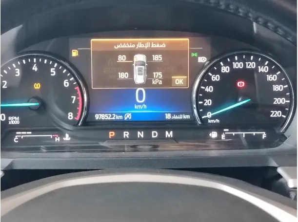 Car image 27