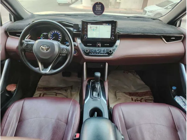 Car image 18