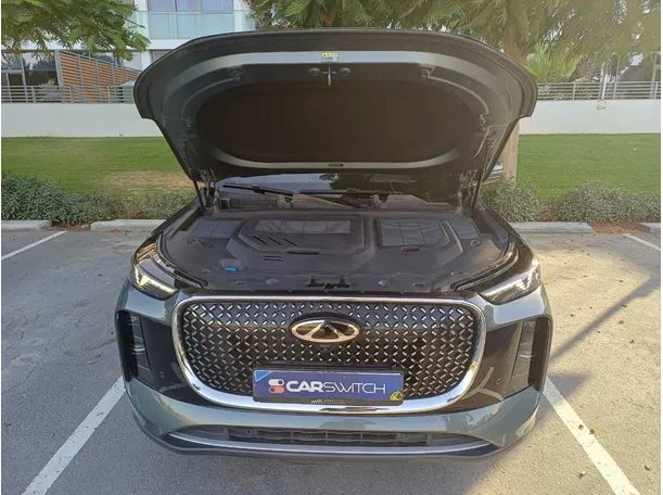 Car image 25