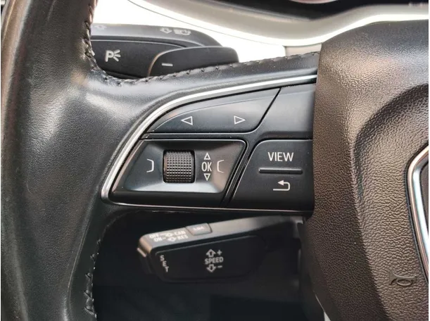 Car image 37